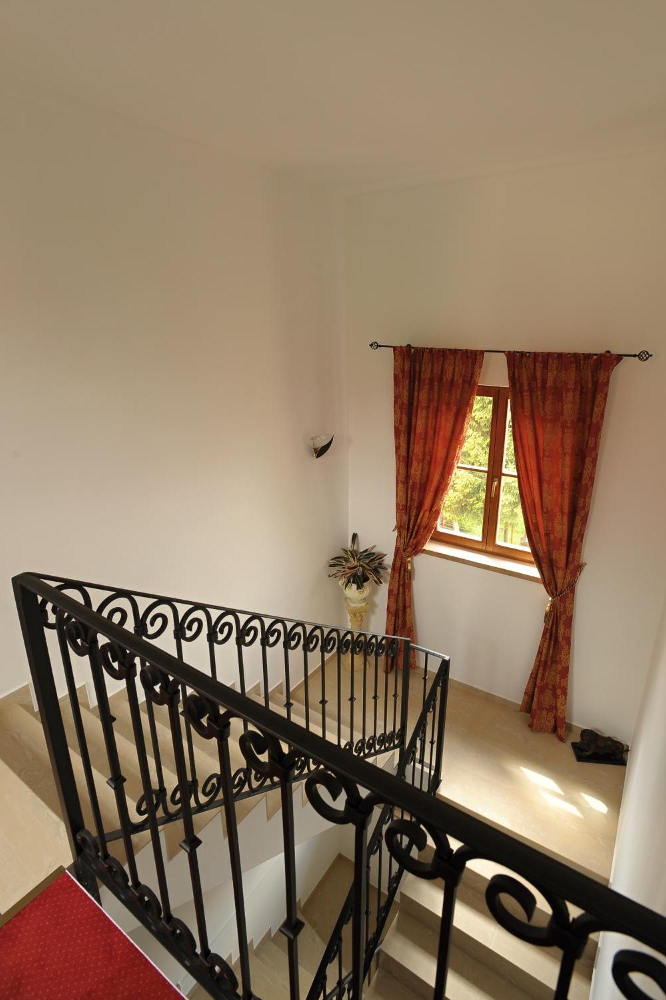 Hotel U Krale Jičín Εξωτερικό φωτογραφία