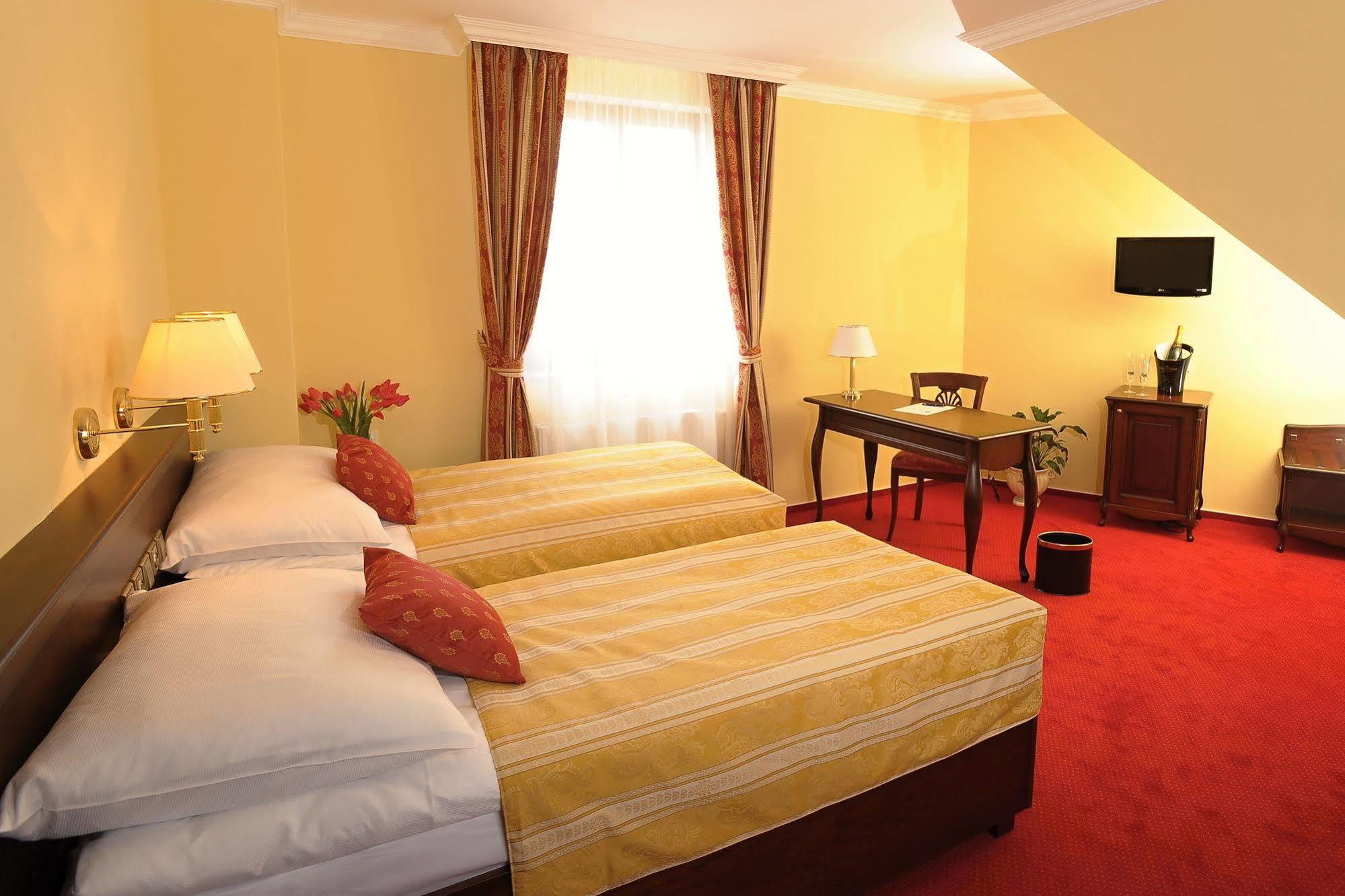 Hotel U Krale Jičín Εξωτερικό φωτογραφία